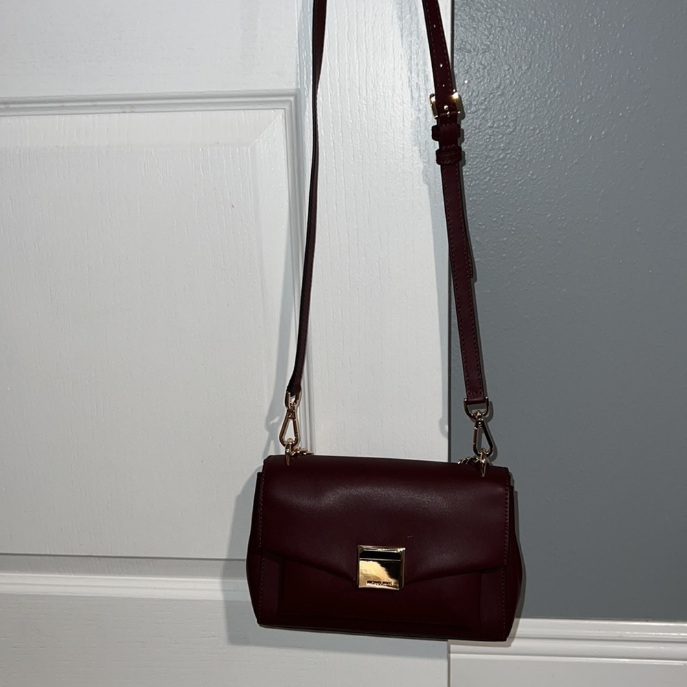 Burgundy Michael Kors CrossBody bag, purse gold hardware - Picture 10 of 14